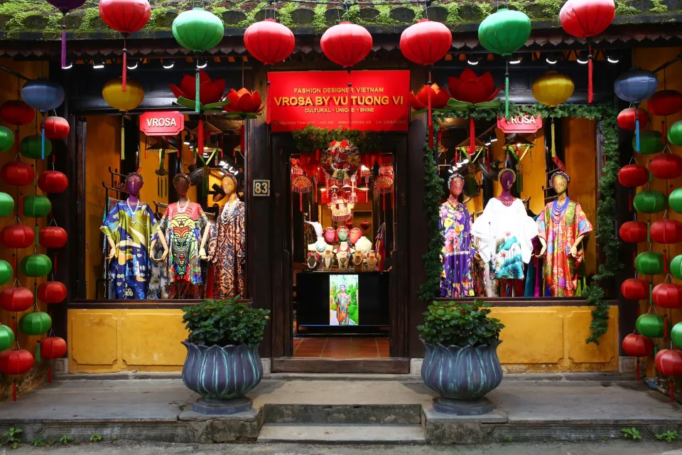 Phối đồ trên ma-nơ-canh